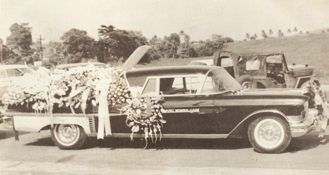 Moderno Coche Fúnebre de Pérez Memorial